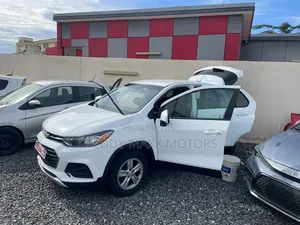 Chevrolet Trax 2021 White