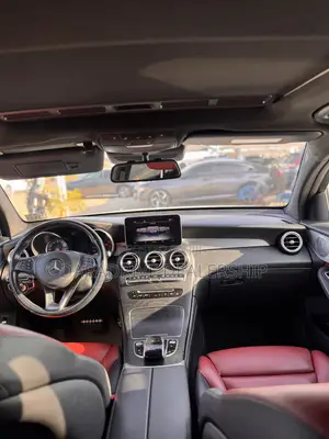 Mercedes-Benz GLC-Class 2019 White