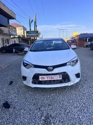Toyota Corolla 2016 White