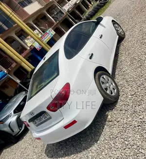 Hyundai Accent 2010 White