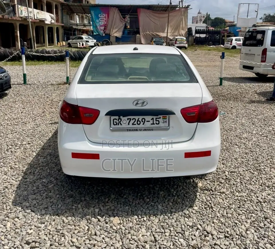 Hyundai Accent 2010 White