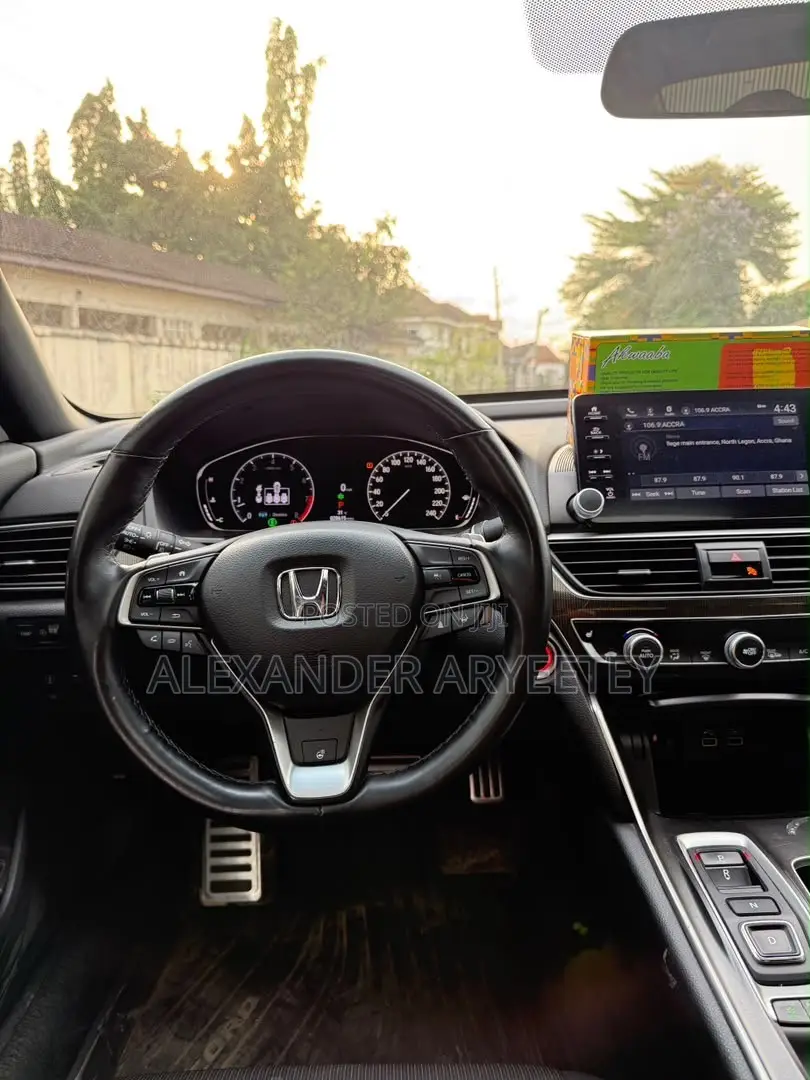 Honda Accord Sport 2.0T 2022 White