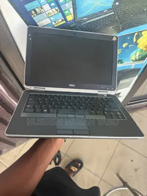 Laptop Dell Latitude E3330 8GB Intel Core i7 HDD 500GB