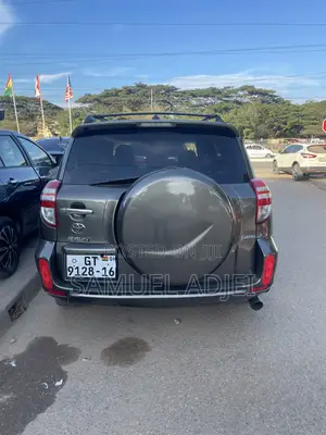 Toyota RAV4 2011 Gray