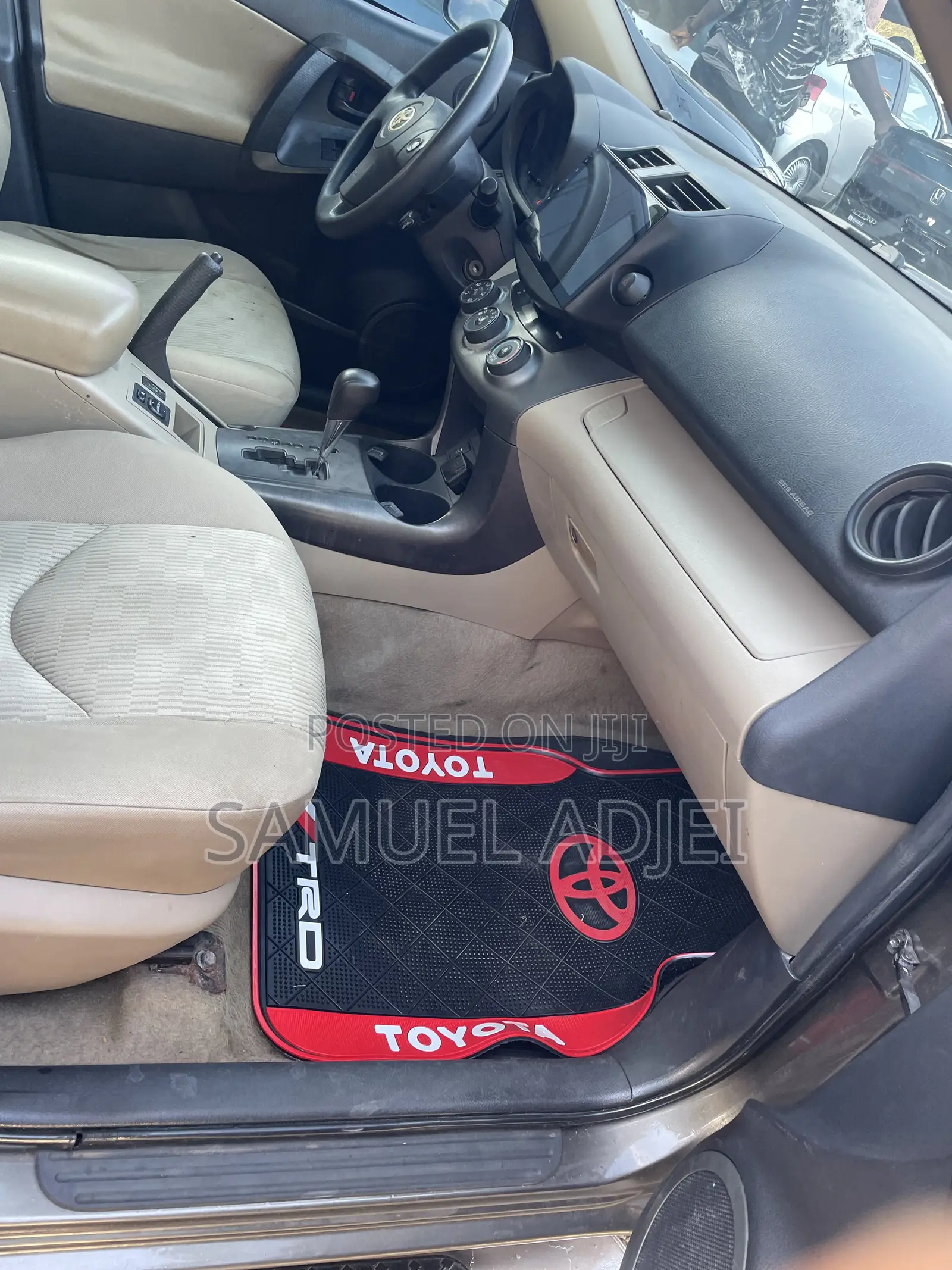 Toyota RAV4 2011 Gray