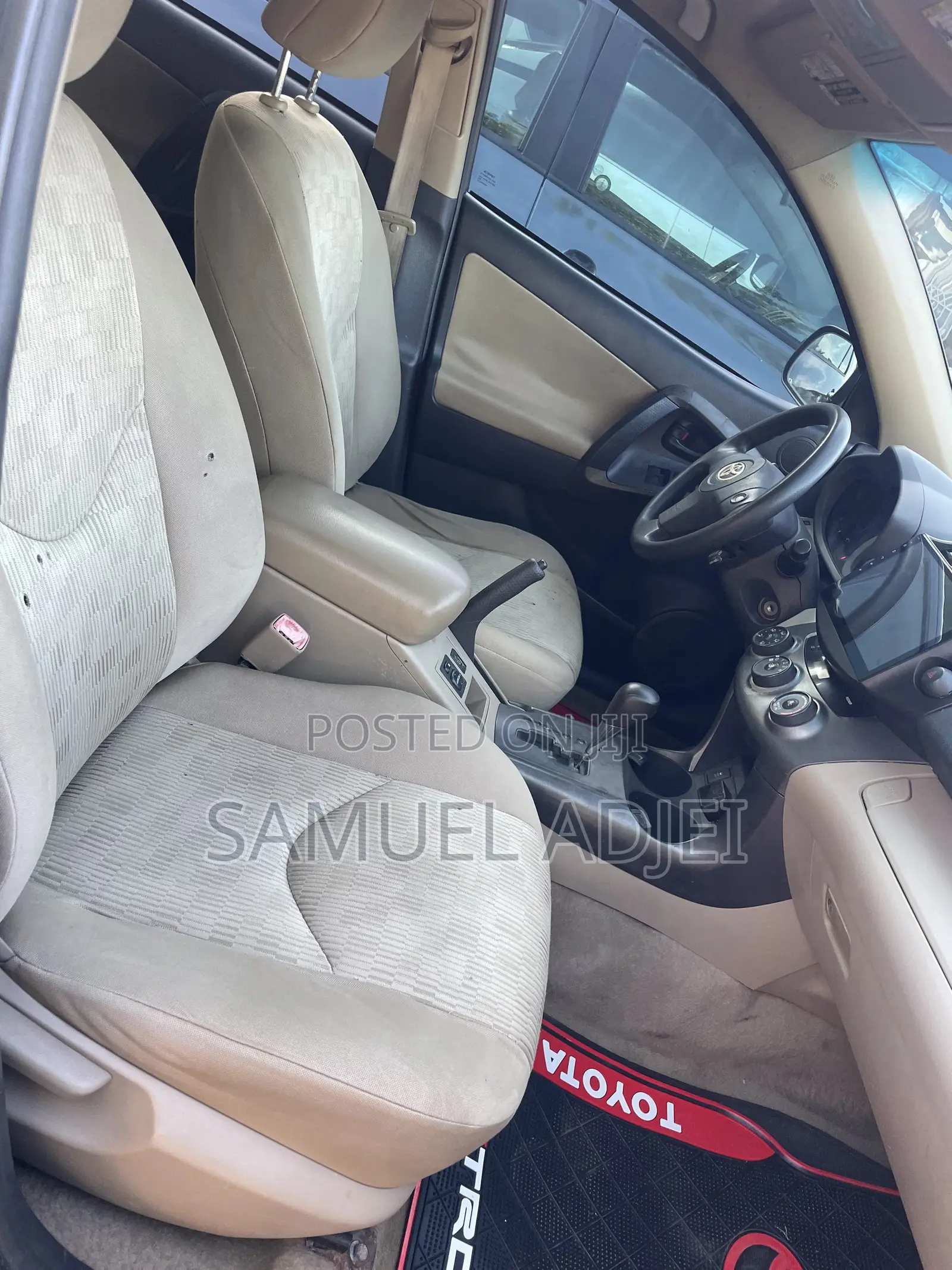 Toyota RAV4 2011 Gray
