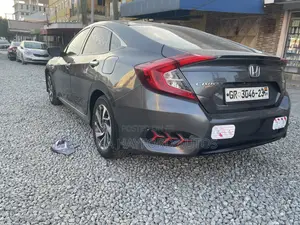Honda Civic 2018 Gray