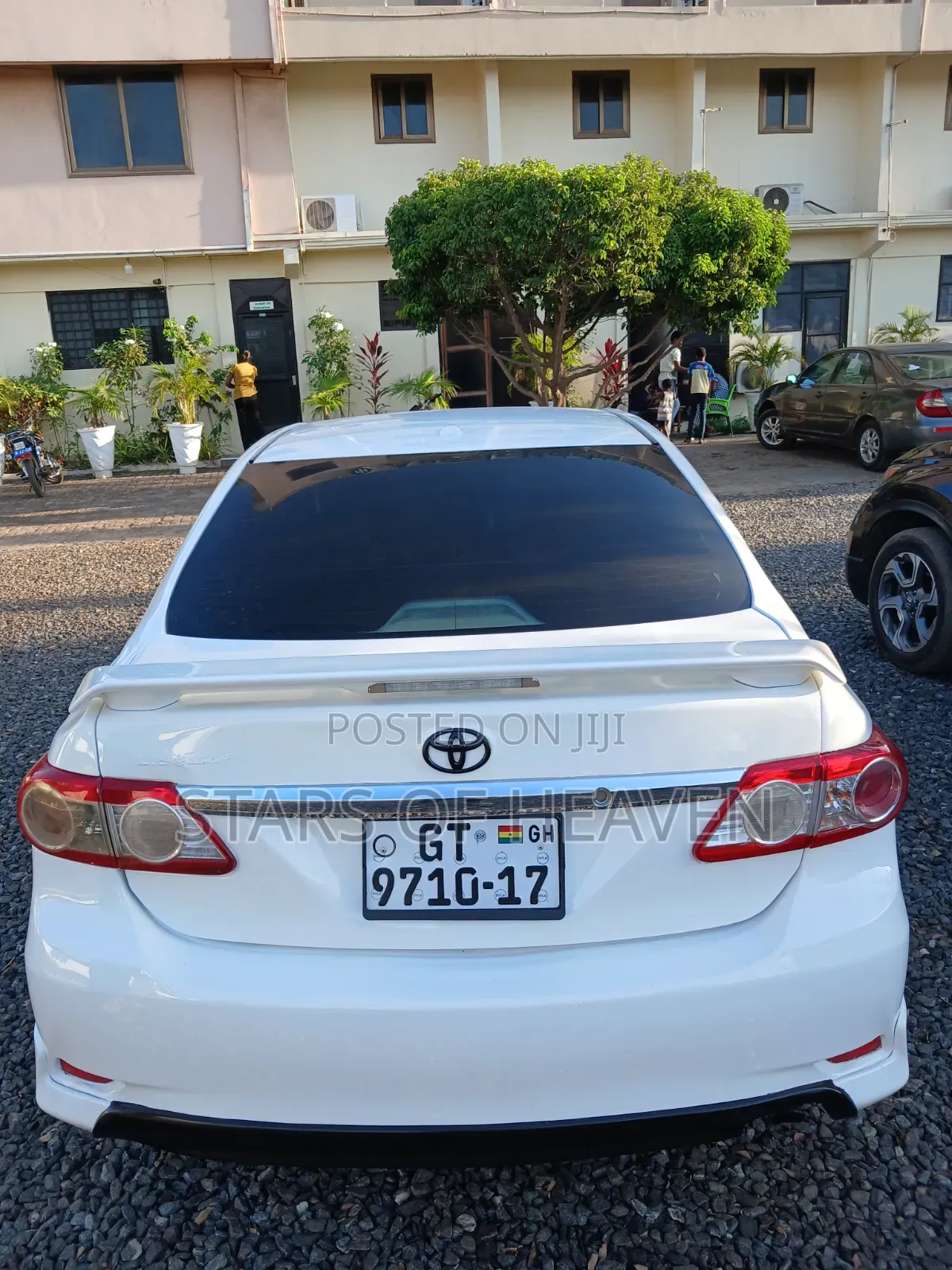Toyota Corolla S Special Edition 4dr Sedan (1.8L 4cyl 4A) 2013 White
