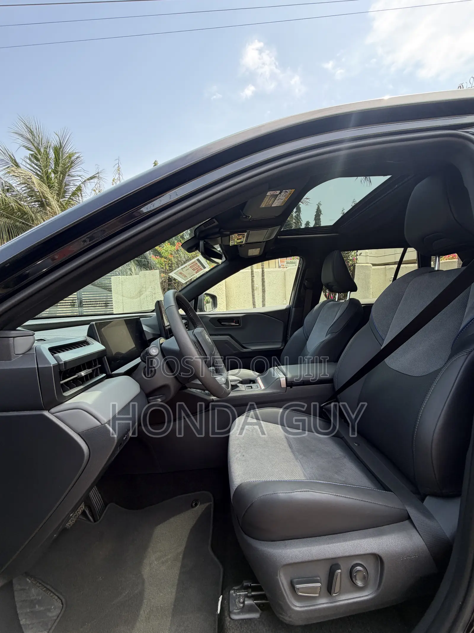 New Toyota RAV4 XSE 2026 Black