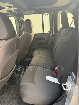Jeep Wrangler 2022 Gray