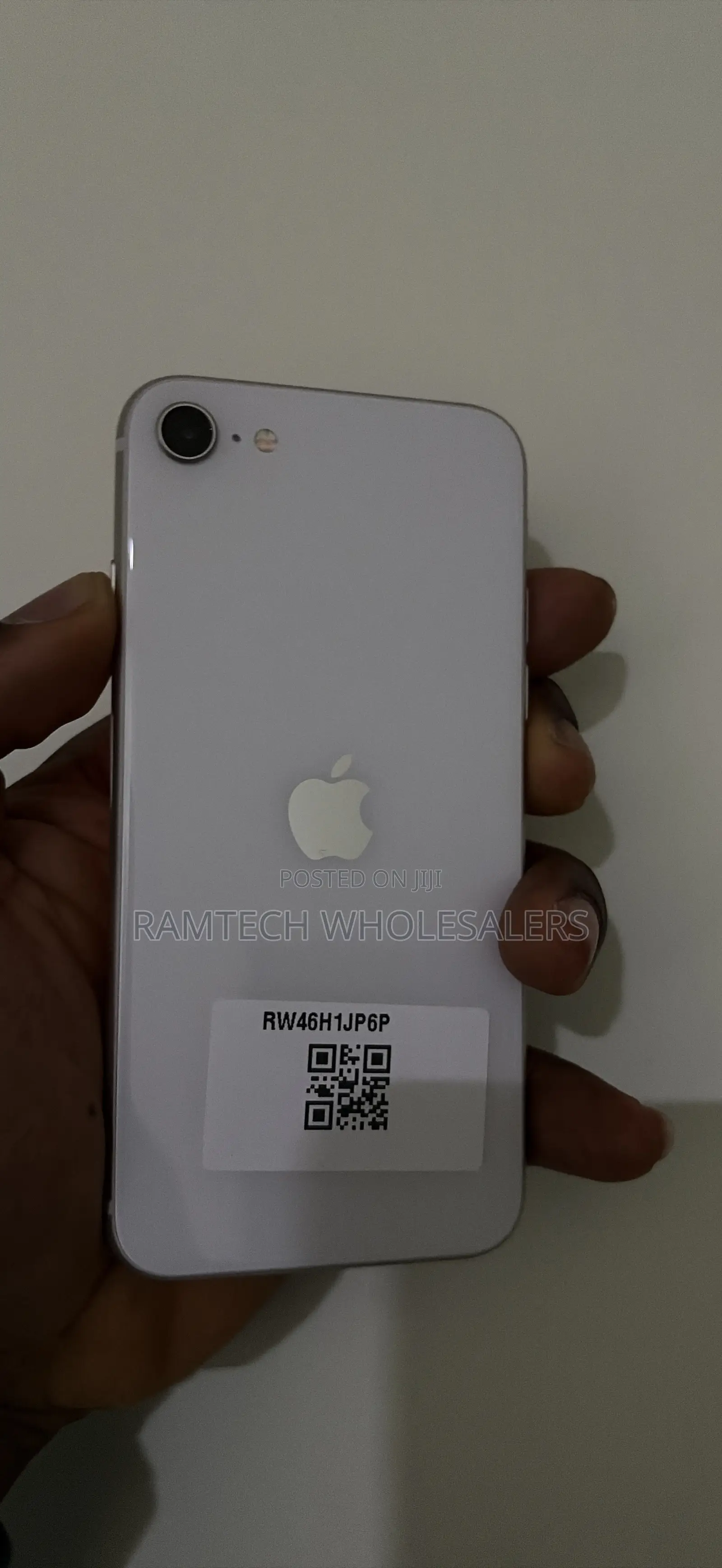 Apple iPhone SE (2022) 64 GB White