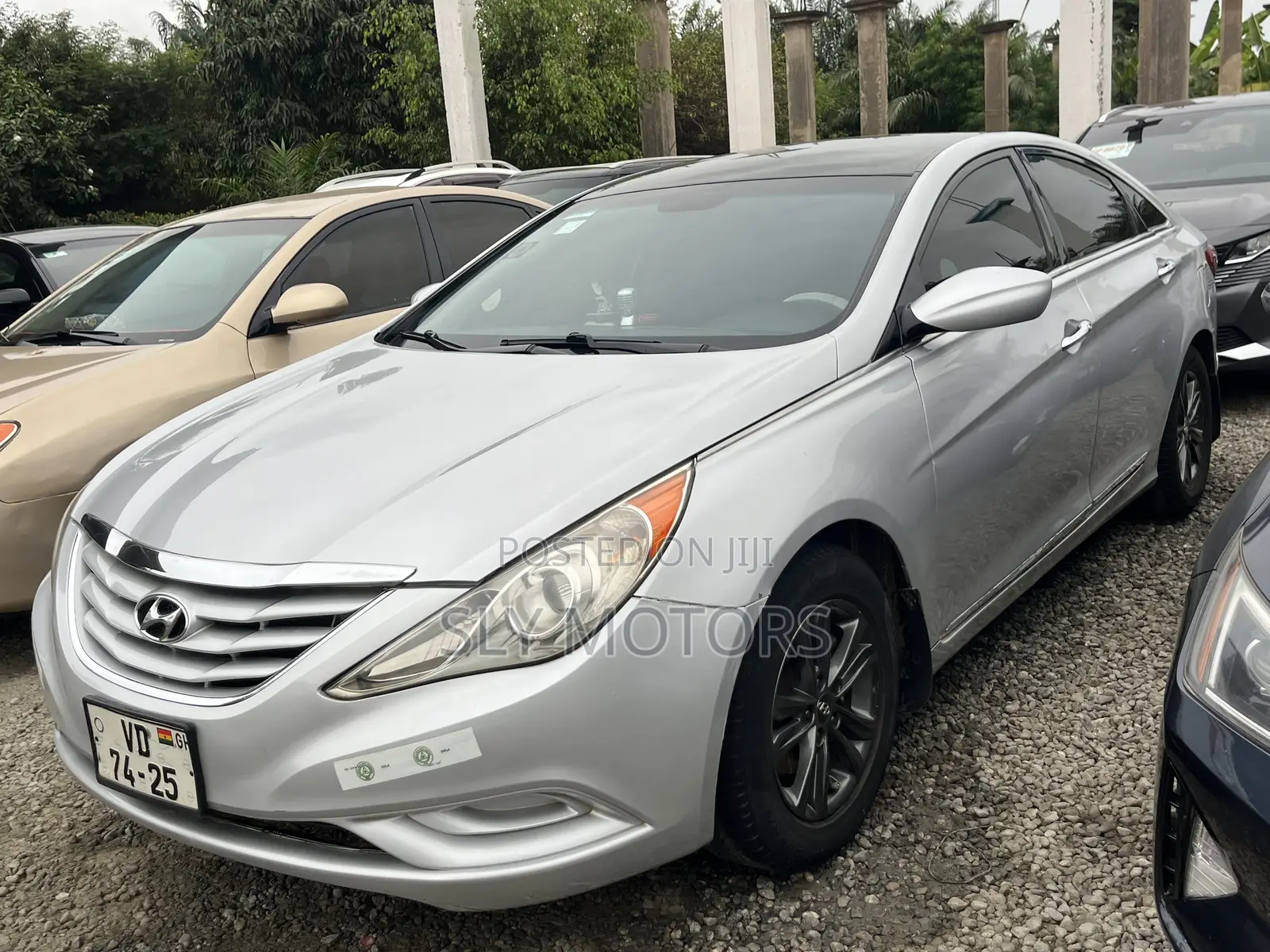 Hyundai Sonata SE 2.0T Sedan FWD (2.0L 4cyl 6A) 2013 Silver