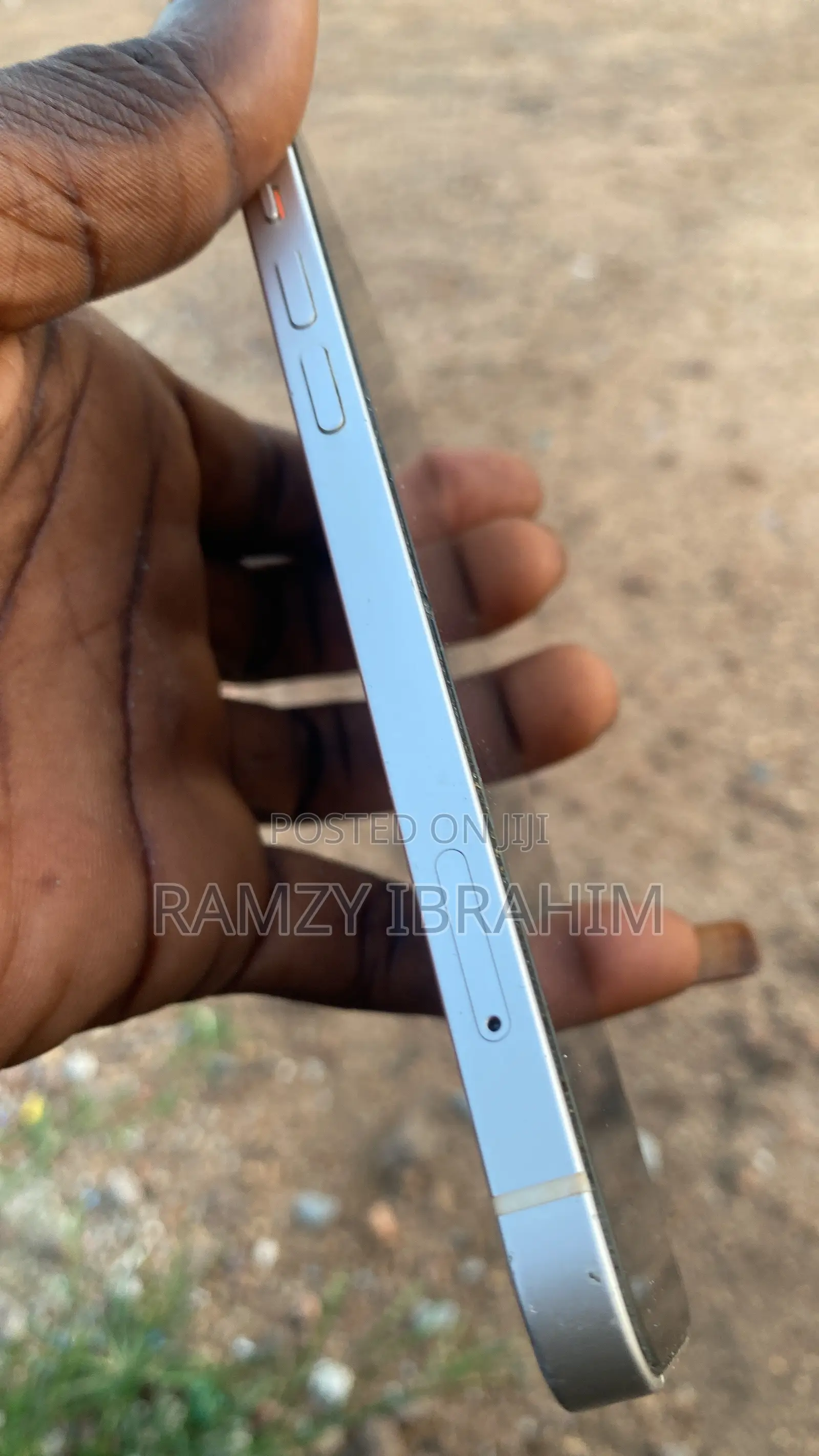 Apple iPhone 12 64 GB White