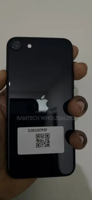Apple iPhone SE (2022) 64 GB Black