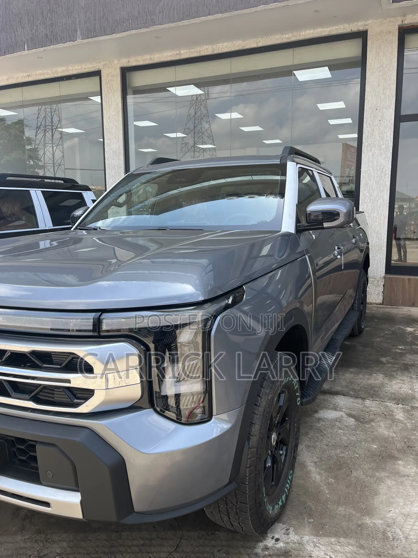 New Nissan Pick-Up 2025 Gray