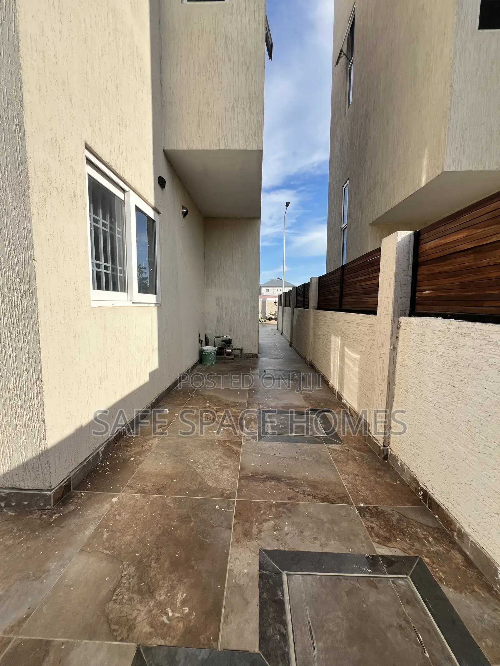 4bdrm Apartment in Tseaddo for rent