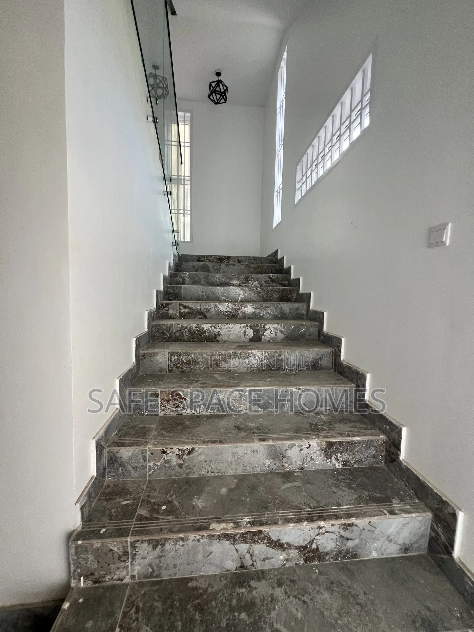 4bdrm Apartment in Tseaddo for rent