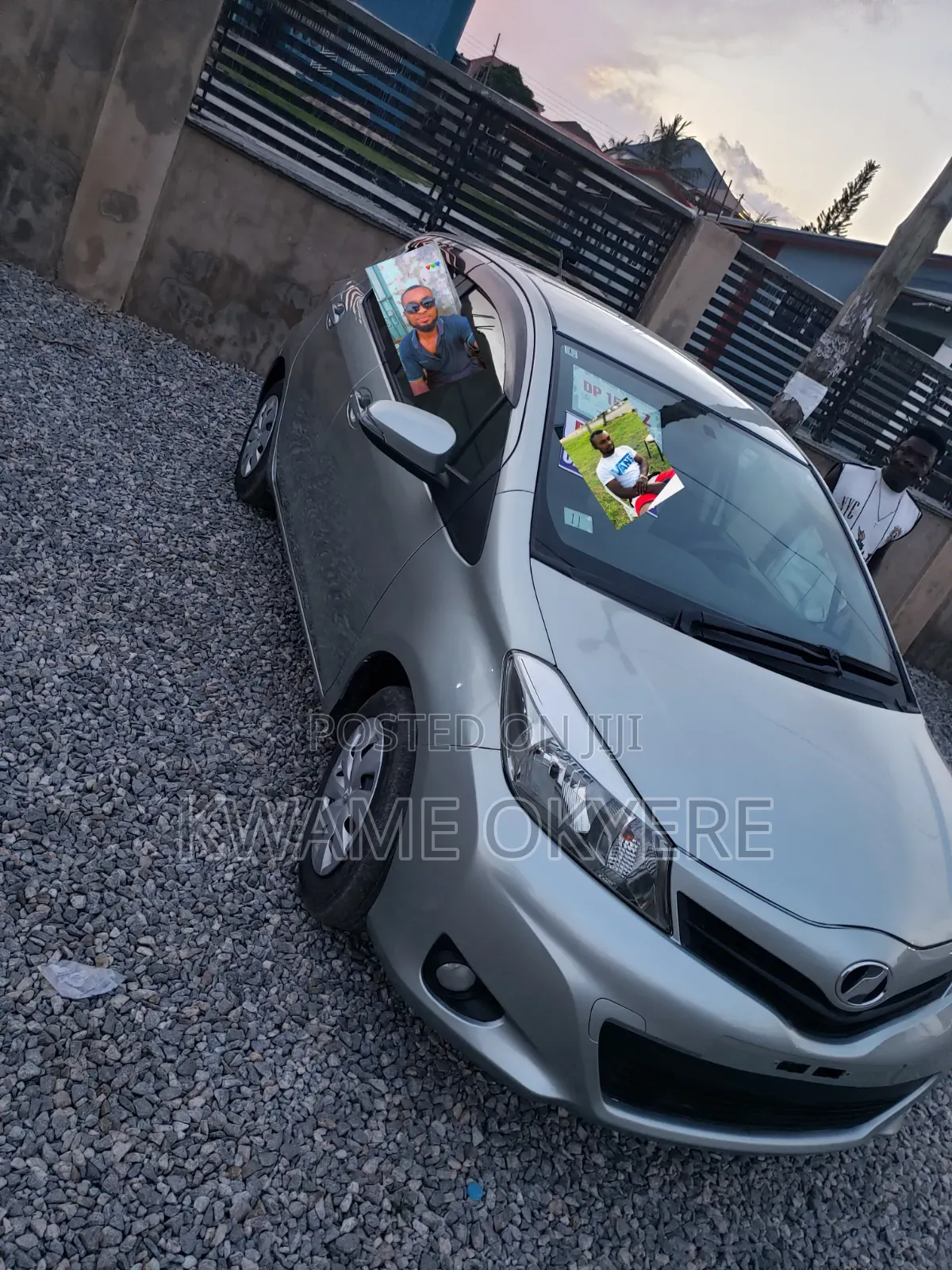 Toyota Vitz 1.3 AWD 5dr 2012
