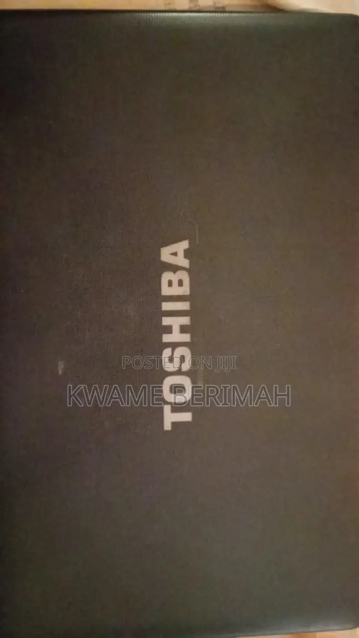 Laptop Toshiba Satellite C665 2GB Intel Pentium HDD 250GB