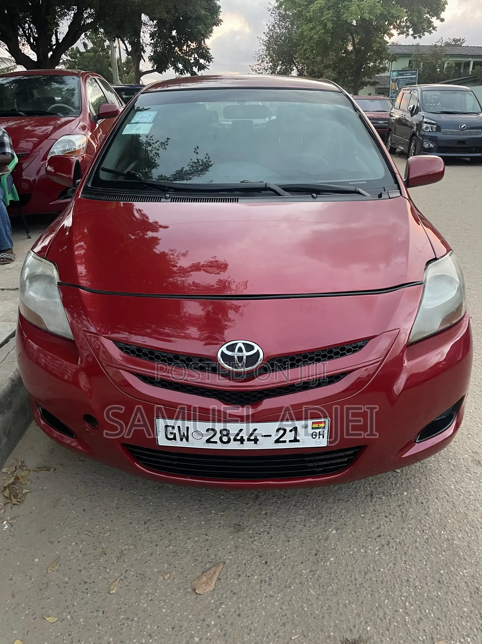 Toyota Yaris 2010 Red