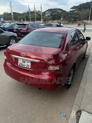 Toyota Yaris 2010 Red