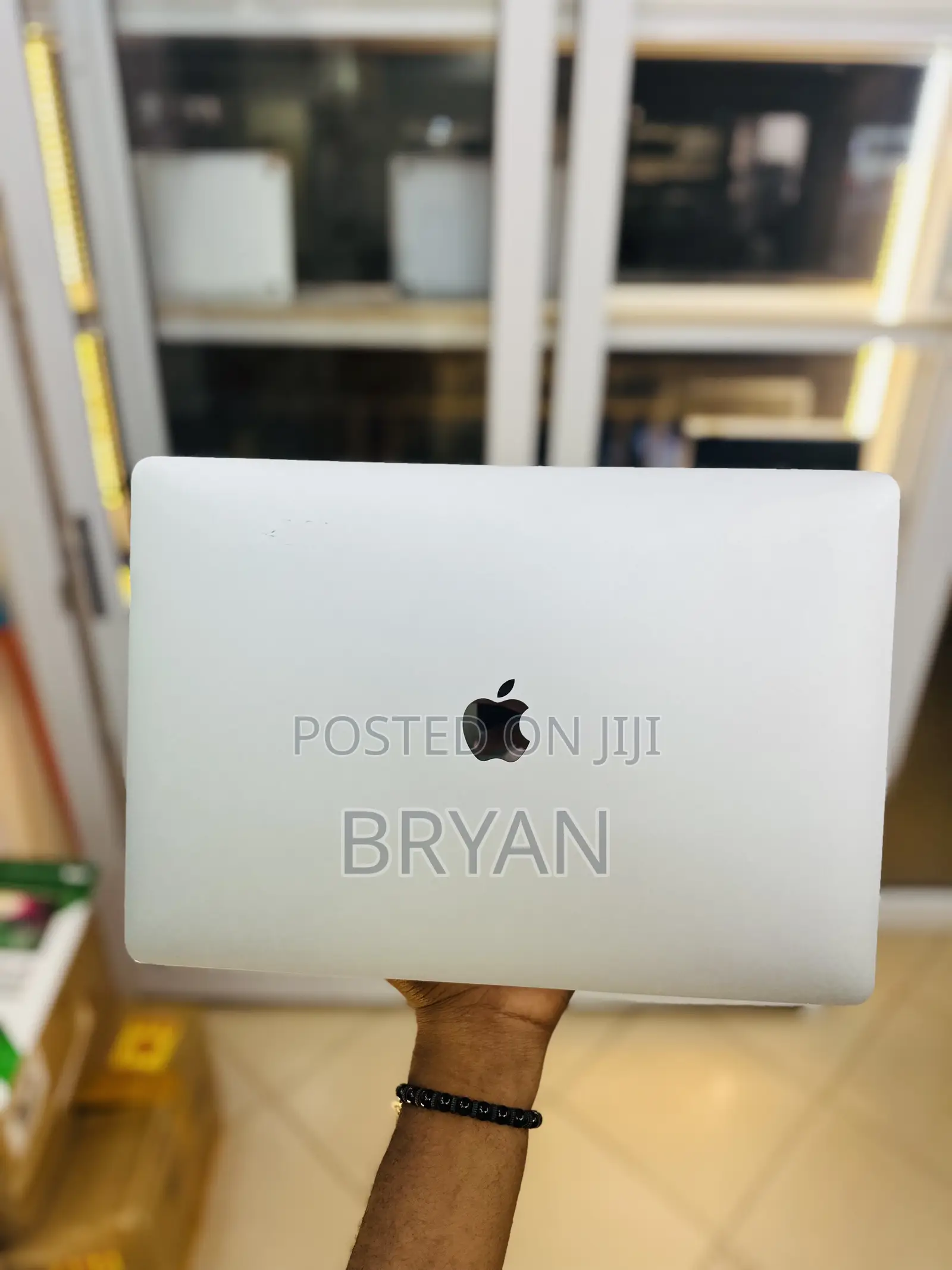 Laptop Apple MacBook Pro 2018 16GB Intel Core i7 SSD 512GB