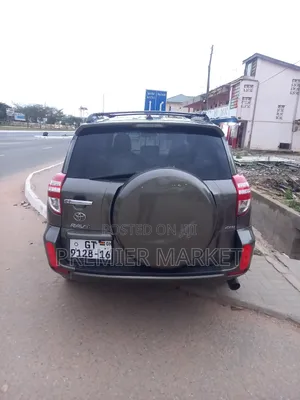 Toyota RAV4 2.5 2011 Beige