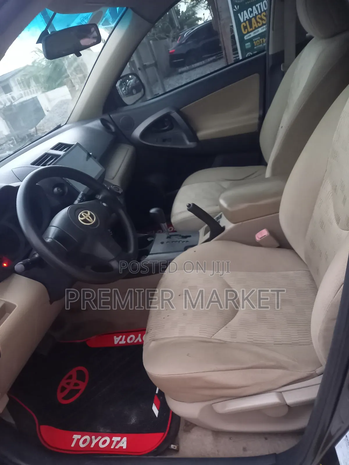 Toyota RAV4 2.5 2011 Beige