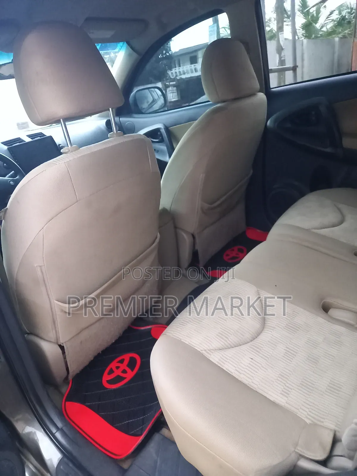 Toyota RAV4 2.5 2011 Beige