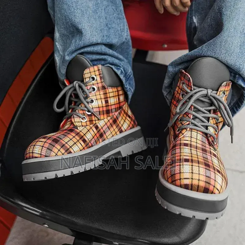 Unisex Fashion High-Top Boots – Stylish Lace-Up Platform Boots