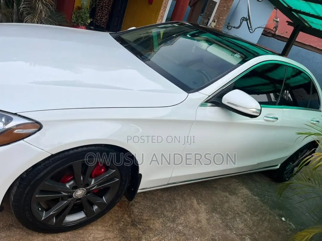 Mercedes-Benz C300 2016 White