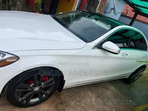 Mercedes-Benz C300 2016 White