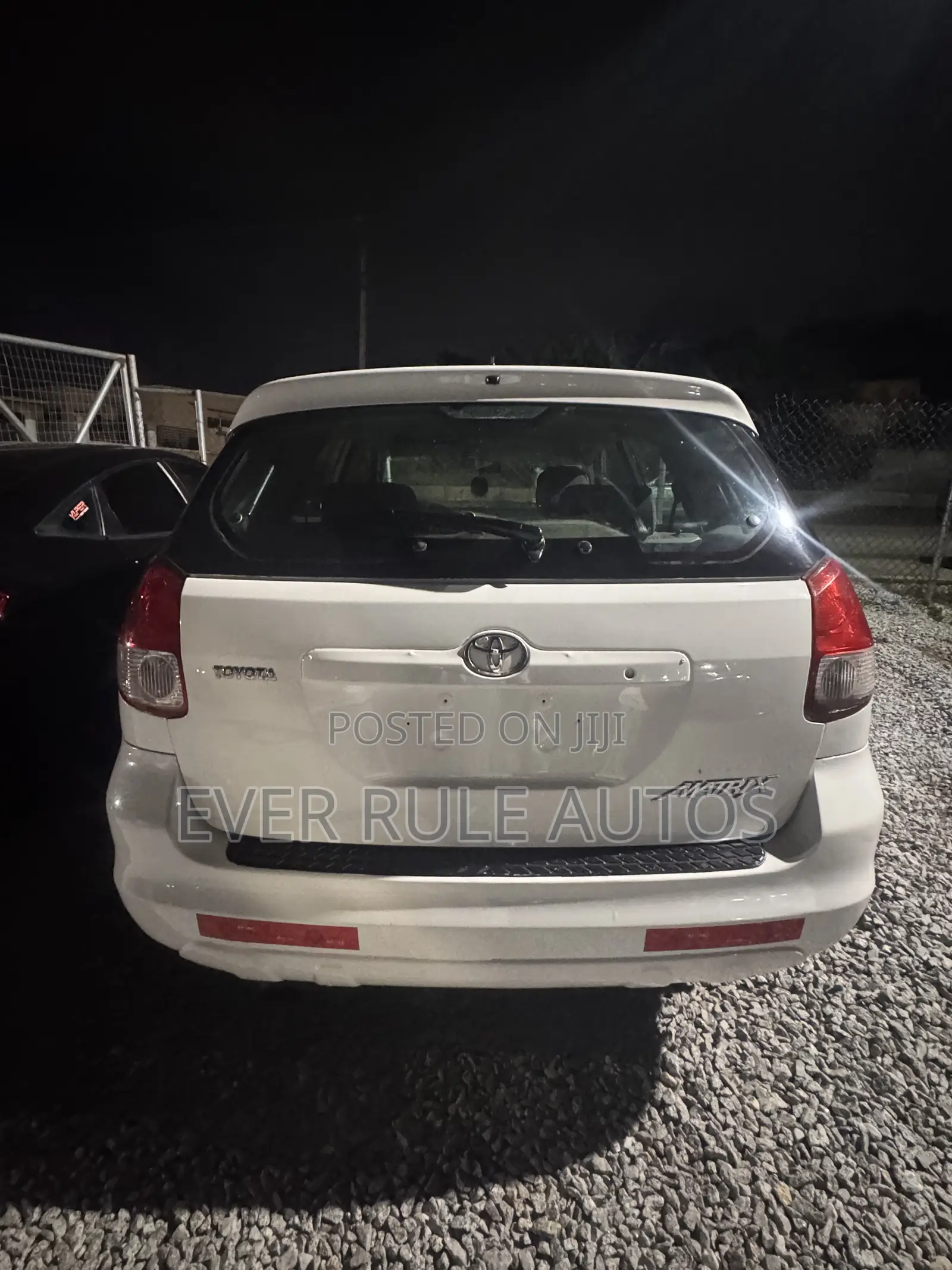 Toyota Matrix 2006 White