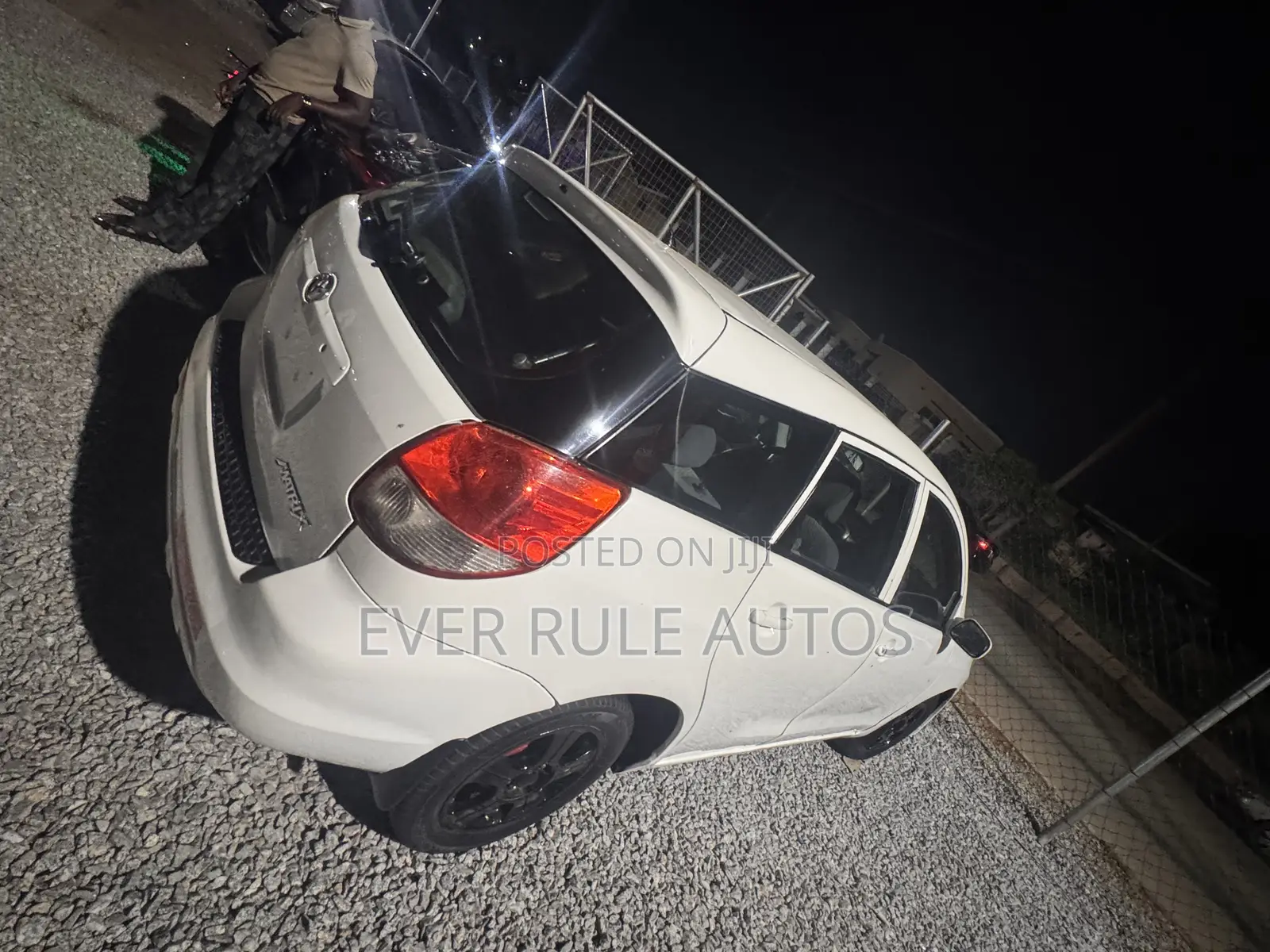 Toyota Matrix 2006 White