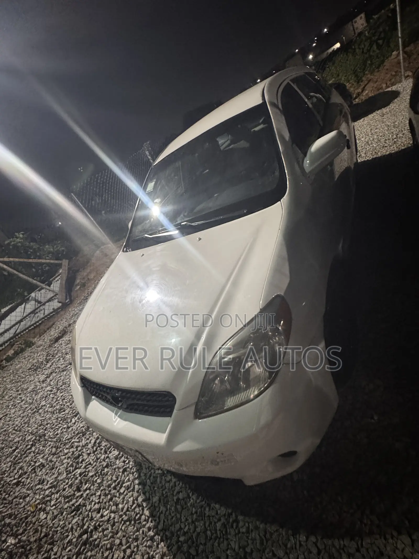 Toyota Matrix 2006 White