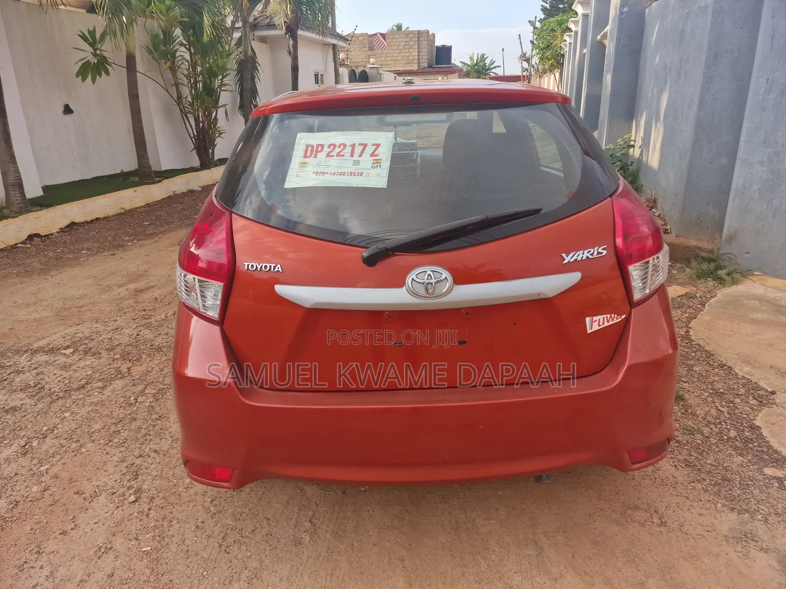 Toyota Yaris SE Hatchback 5dr 2015 Orange