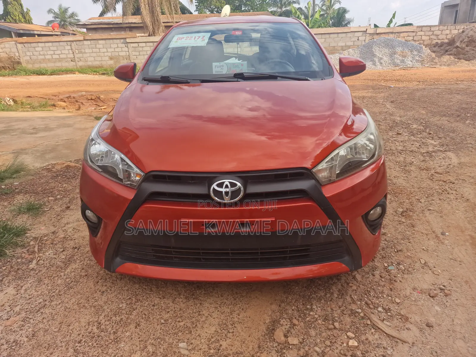Toyota Yaris SE Hatchback 5dr 2015 Orange