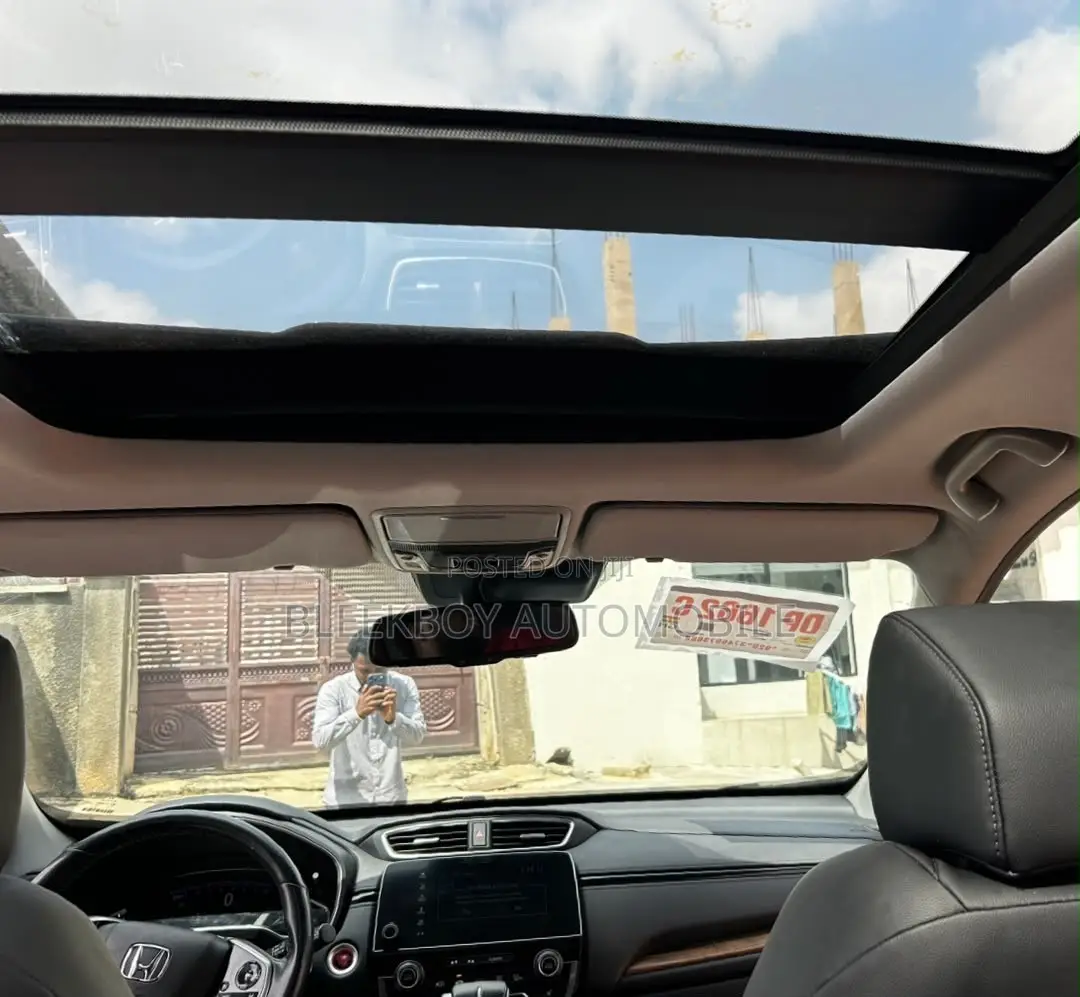 Honda CR-V Touring AWD 2019 Blue