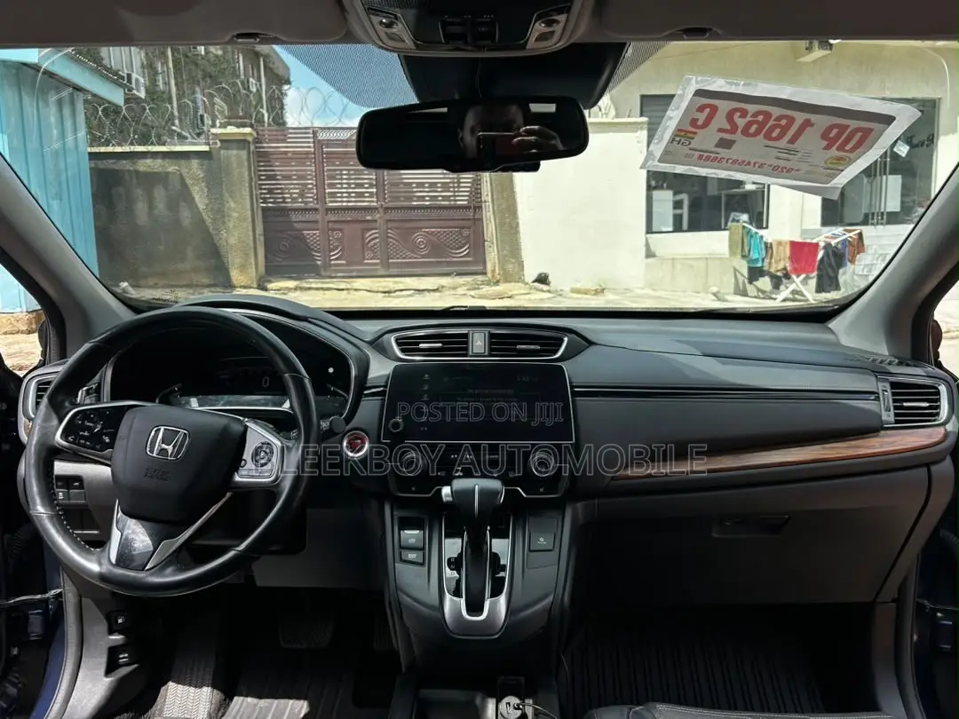 Honda CR-V Touring AWD 2019 Blue