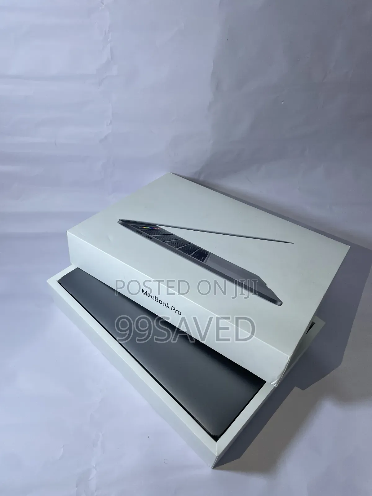 Laptop Apple MacBook Pro 2020 8GB Intel Core i5 SSD 256GB
