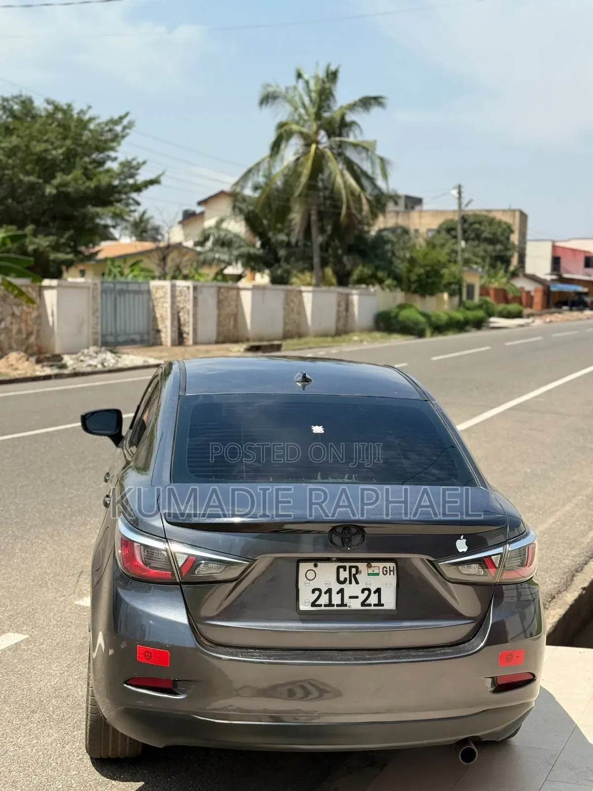 Toyota Yaris iA 1.5 FWD 2019 Gray