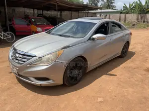 Hyundai Sonata Limited 2.0T Sedan (2.0L 4cyl 6A) 2013 Silver
