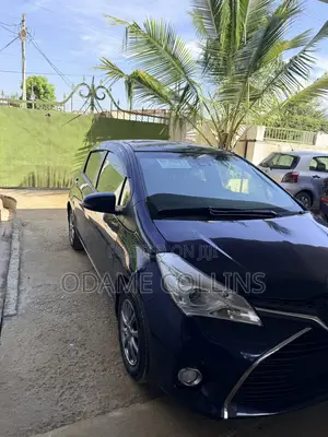 Toyota Vitz 1.3 FWD 5dr 2019 Blue