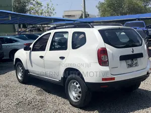 Renault 17 2017 White
