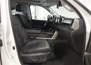 Toyota Tundra Limited CrewMax 5.5' Bed 2023 White