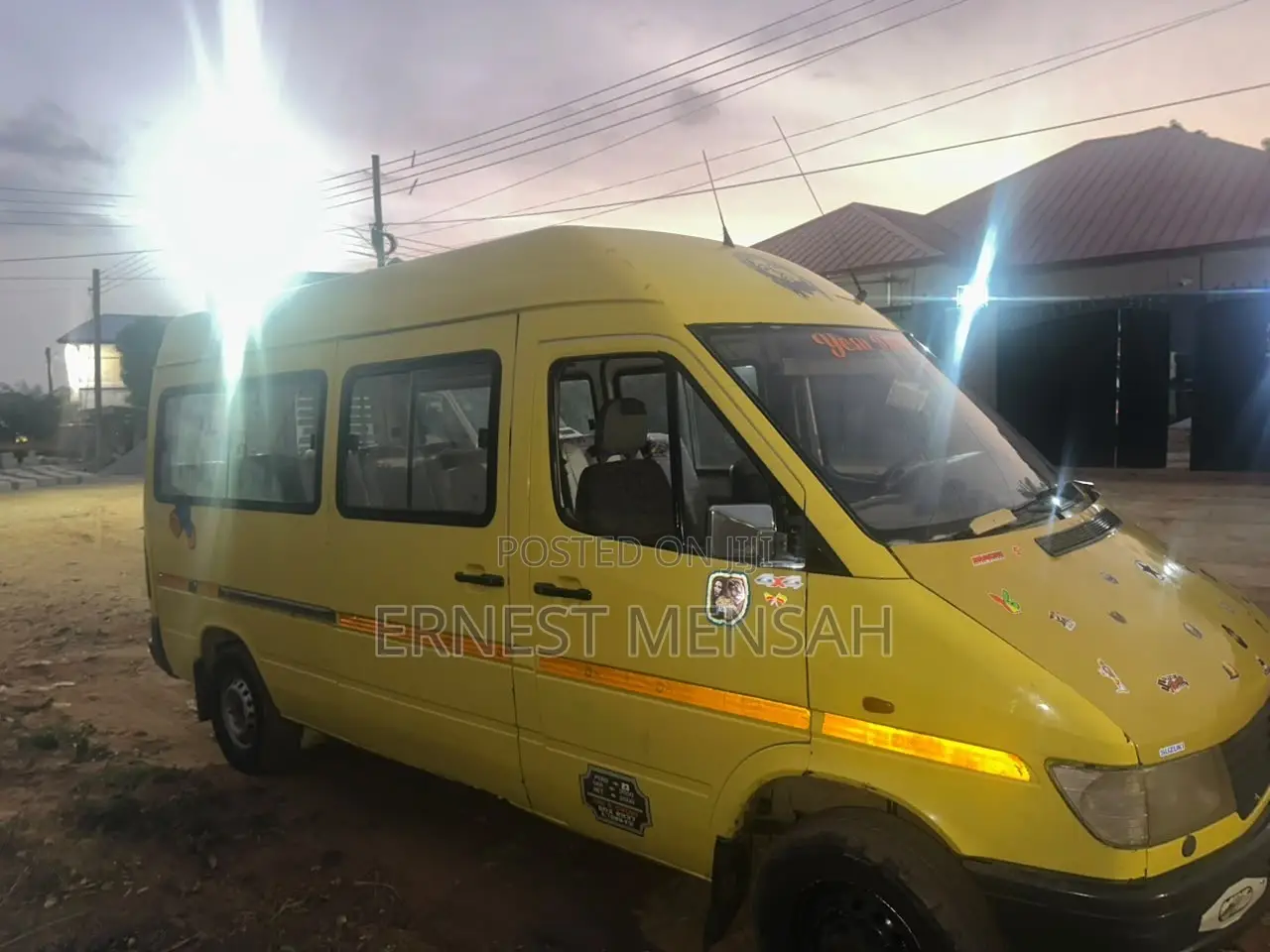 Mercedes-Benz Sprinter 2025 Yellow