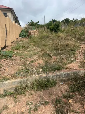 Half of Plot Land Location: Kokrobite Hill Price 170.000 Gh Cedis