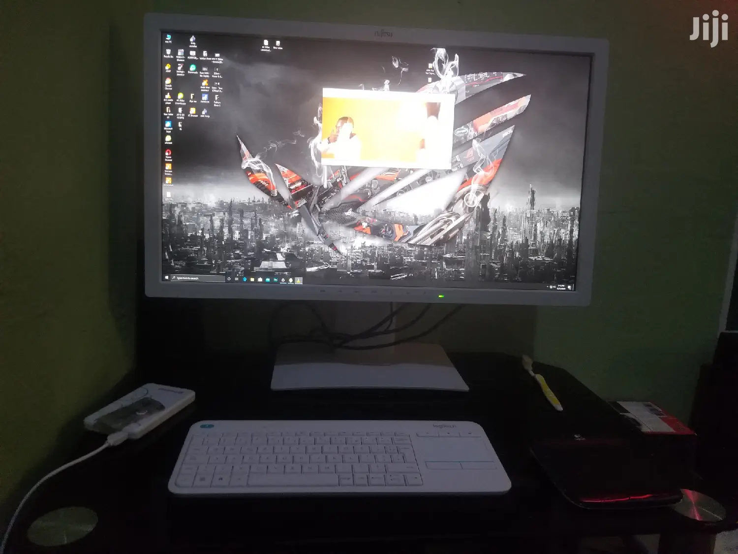 Fujitsu 4K Gaming Monitor