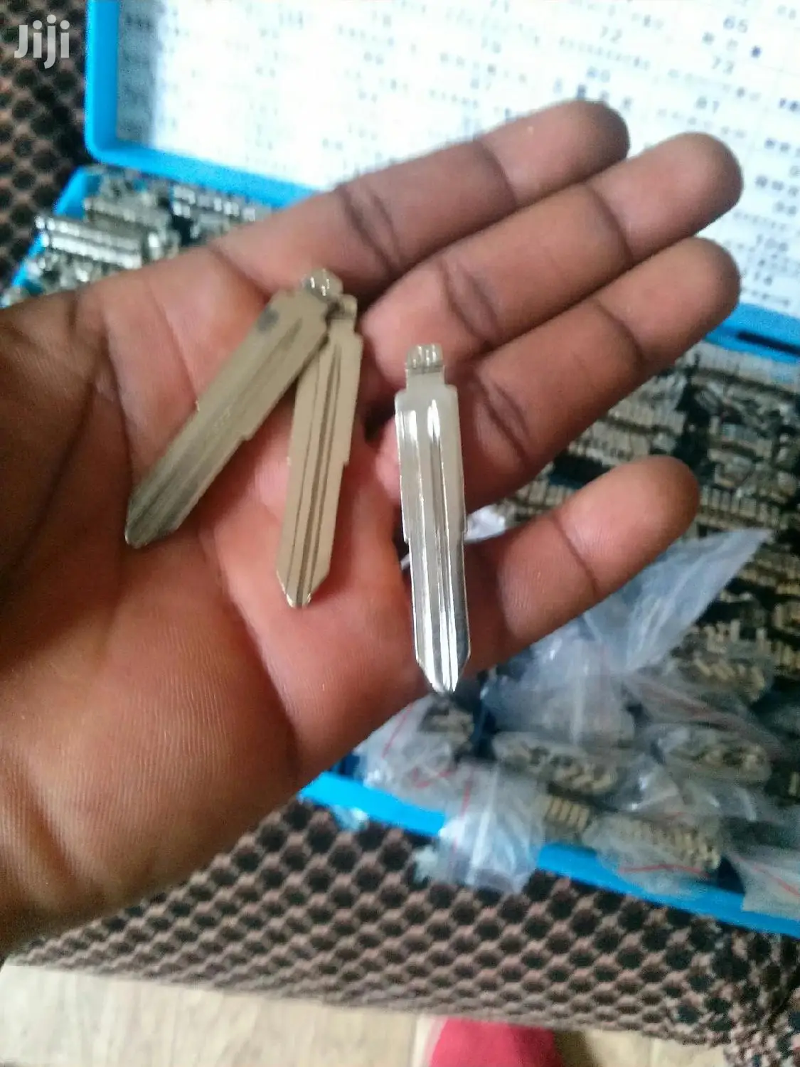 Blank Car Keys Set