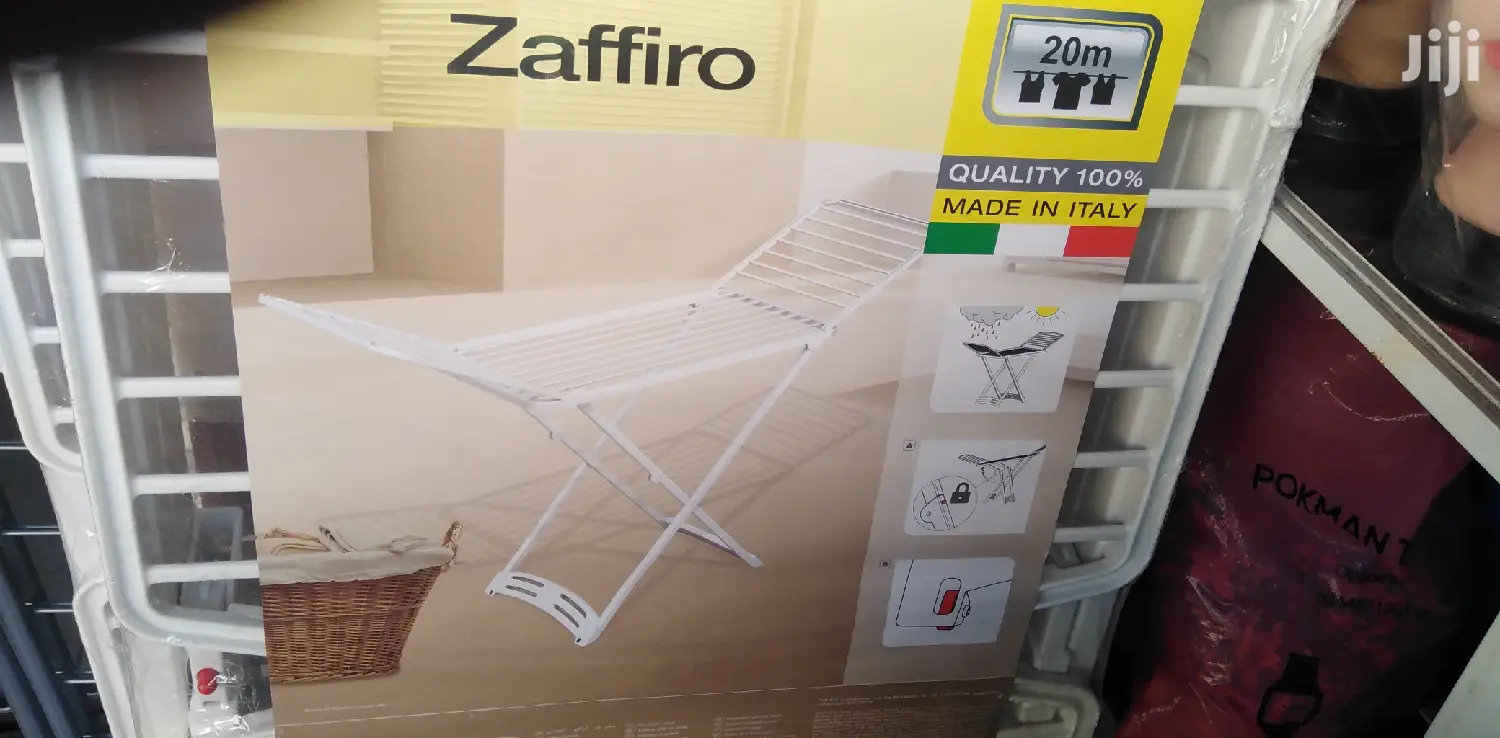 Clothes Hangersss (Clothes)